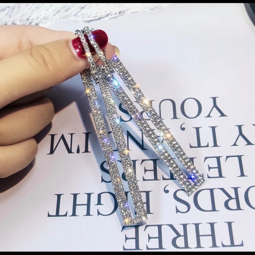Blue Rhinestones Earrings - Picture 5 of 8